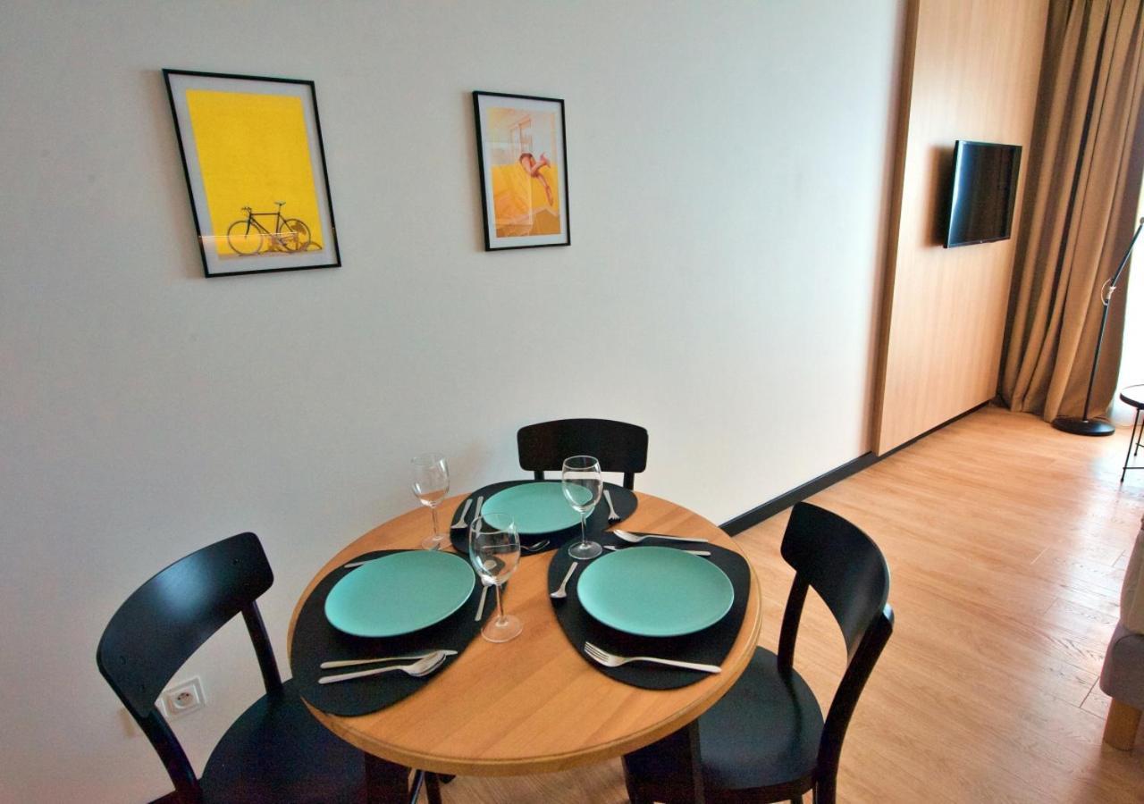 ורשה Bk Aparthotel Praga - National Stadium - Comfortable Apartment For 4 People מראה חיצוני תמונה