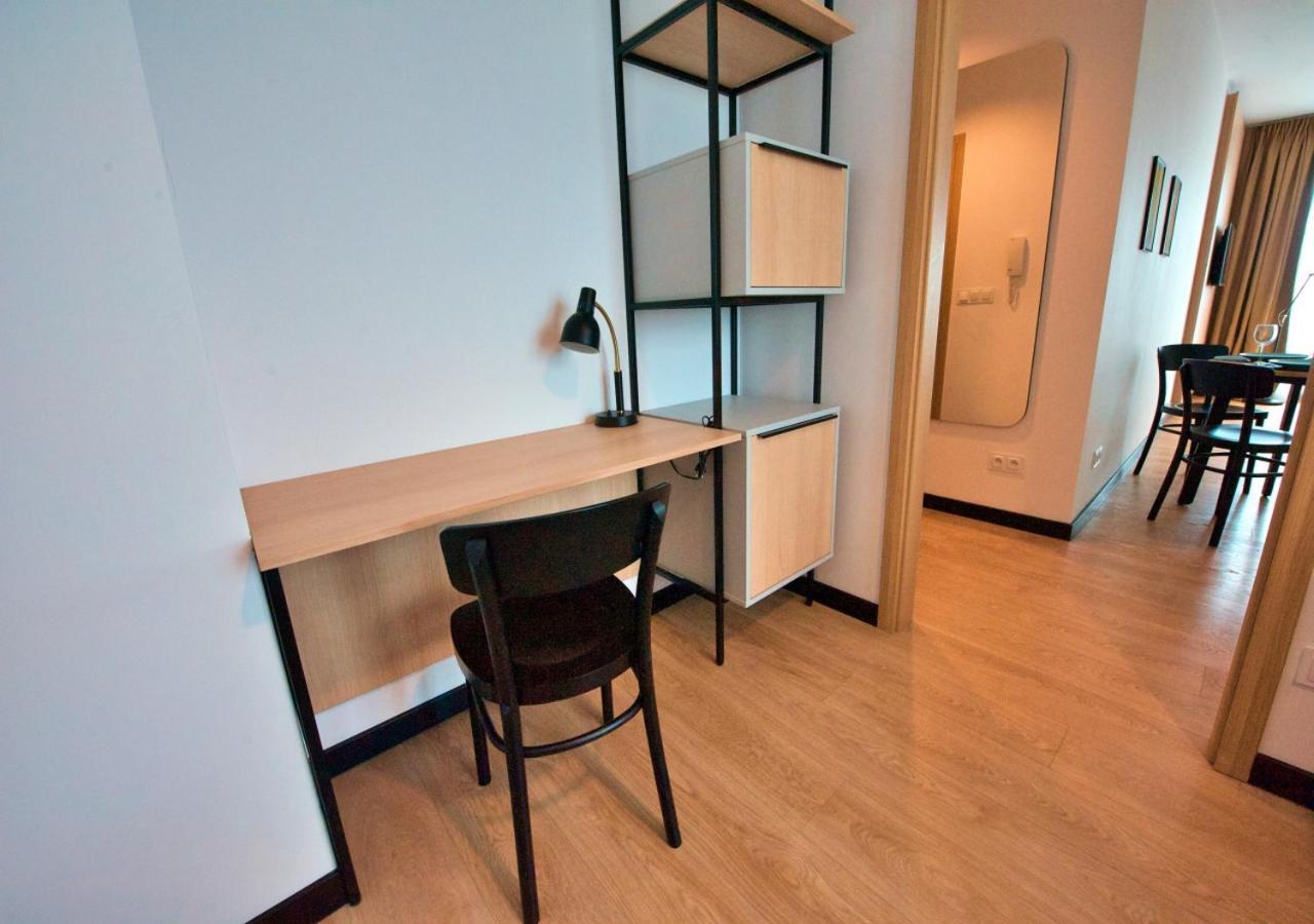 ורשה Bk Aparthotel Praga - National Stadium - Comfortable Apartment For 4 People מראה חיצוני תמונה